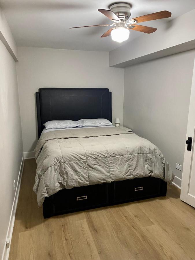 Lincoln Park Apartment With Backyard! Chicago Exterior foto